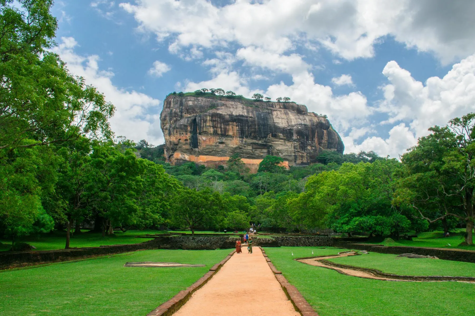 Essence of Sri Lanka